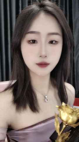^艾琳.主播照片