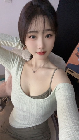 欣桐^c^主播照片