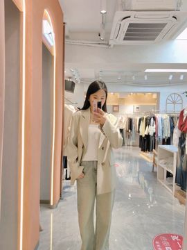 小甜贪财好色💕主播照片
