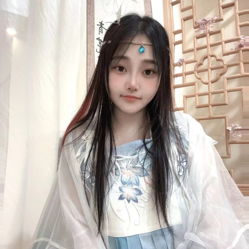 是七月阿海报