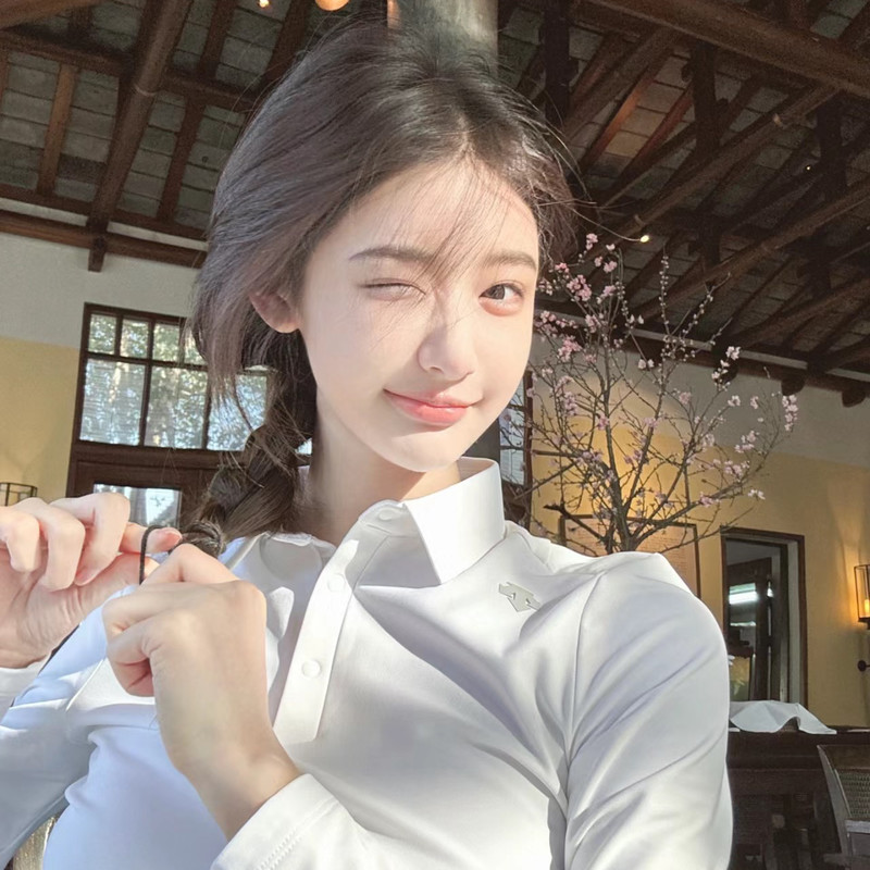 llll✌️海报