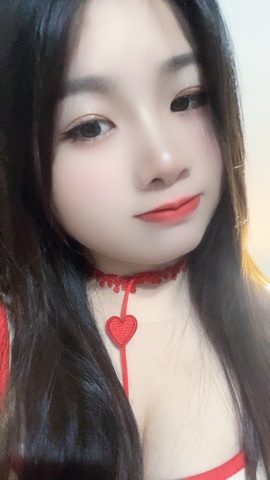 新人小忆暂休的图片