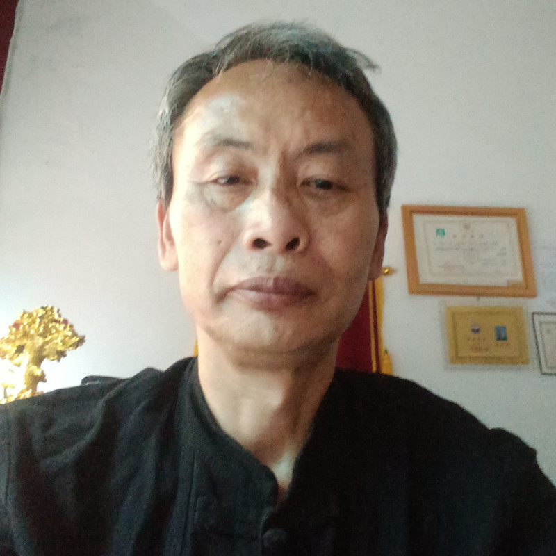 启动新创业时代小说の的主播海报