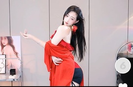 心儿ღ主播照片