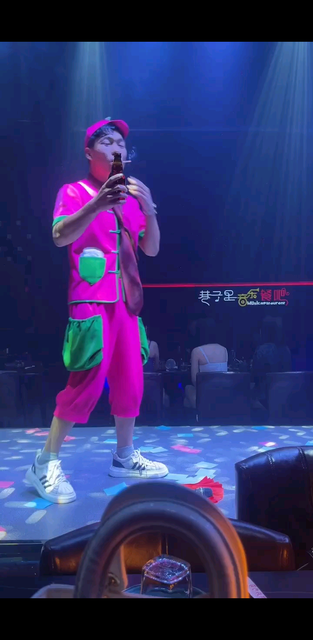 搞笑视频送给大家喜欢