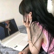 .新人小熊海报