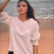 沉郁女子