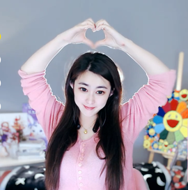 咬着牙💕主播照片