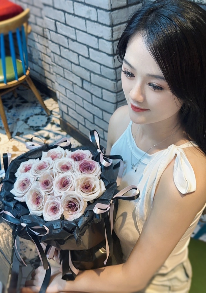 清雅休的图片