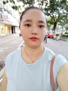 单身春花❤️加油主播照片