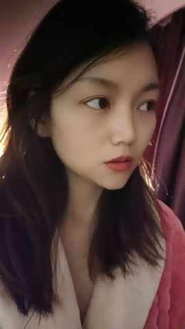 语香没心了主播照片