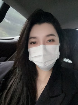 大气大长腿💕的图片