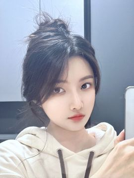 ♚艺琪♚充值代理休主播照片