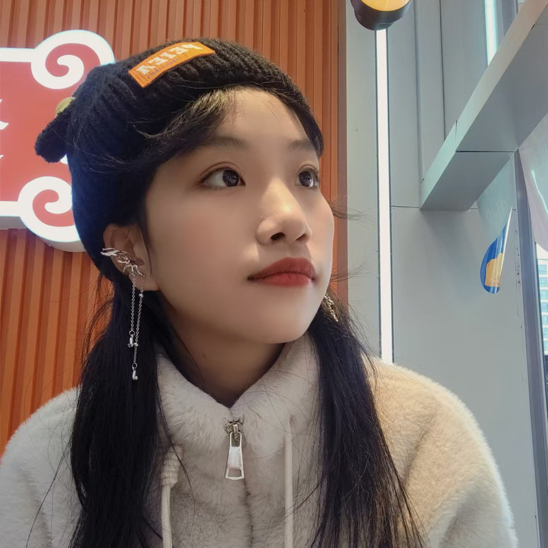 格格💰.的主播海报