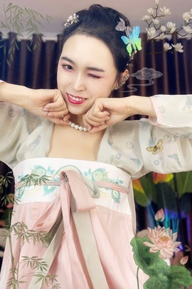 鑫欣子越来越好！主播照片