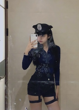 新人张玉曼主播照片