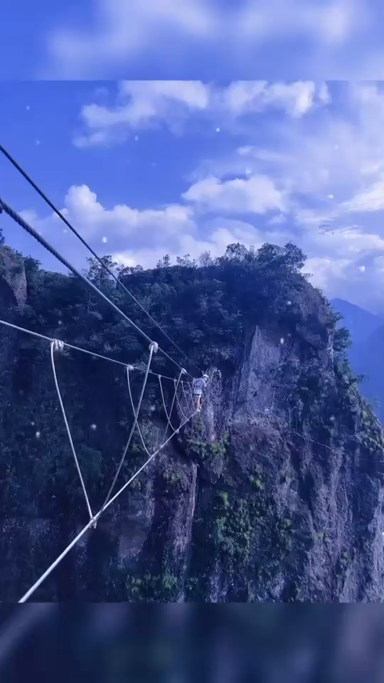 人生如越山观景，异山