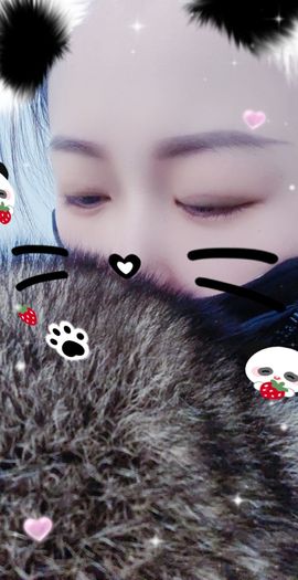 99.唱歌滴主播照片