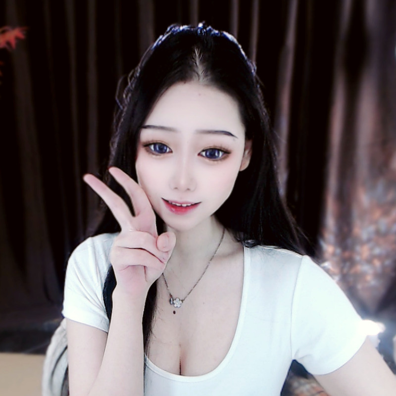 穗穗不睡的直播间