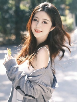 Lily喵的图片