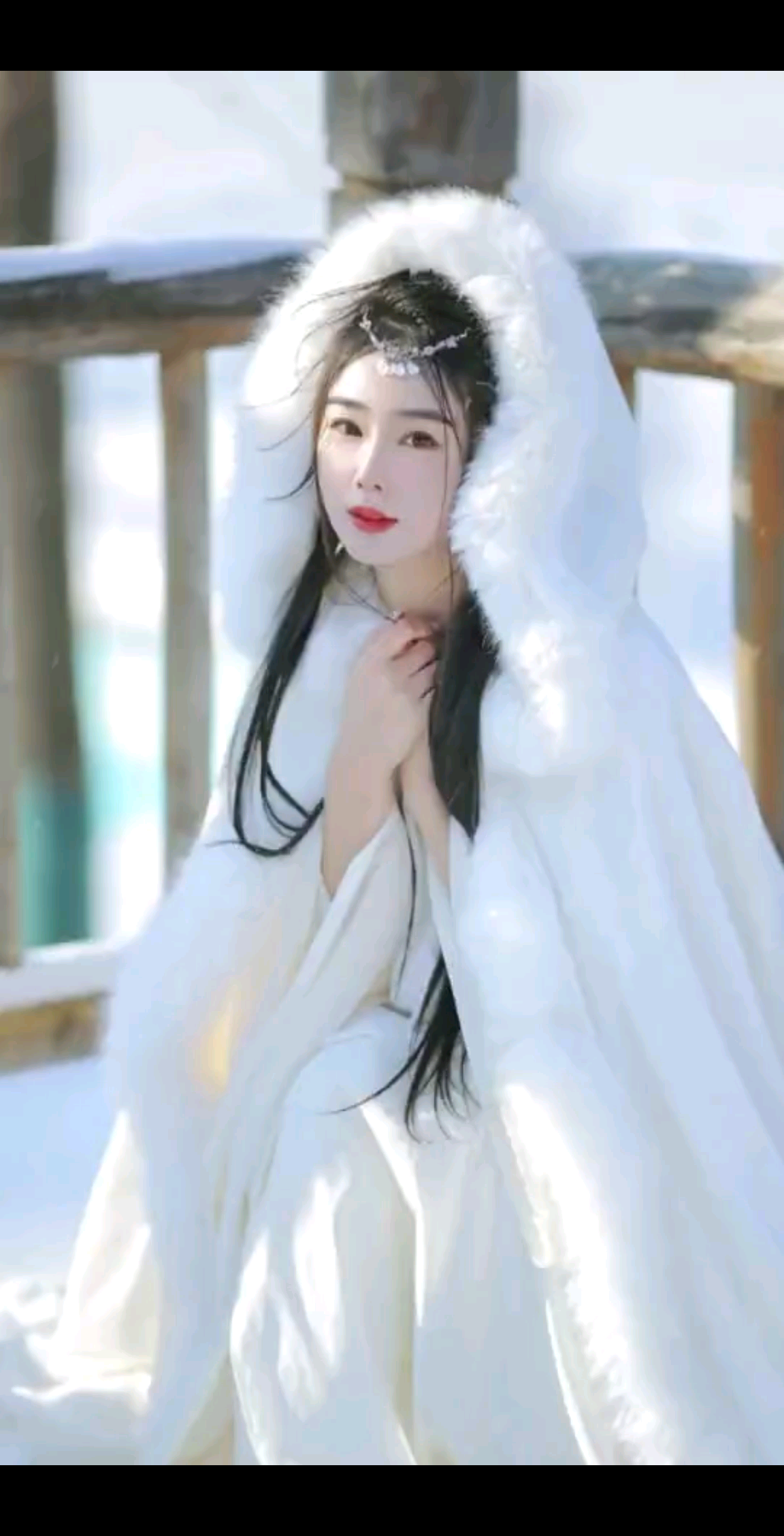 傲雪凌霜，无畏无惧，