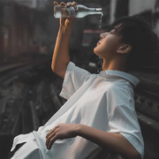 羽夏如新