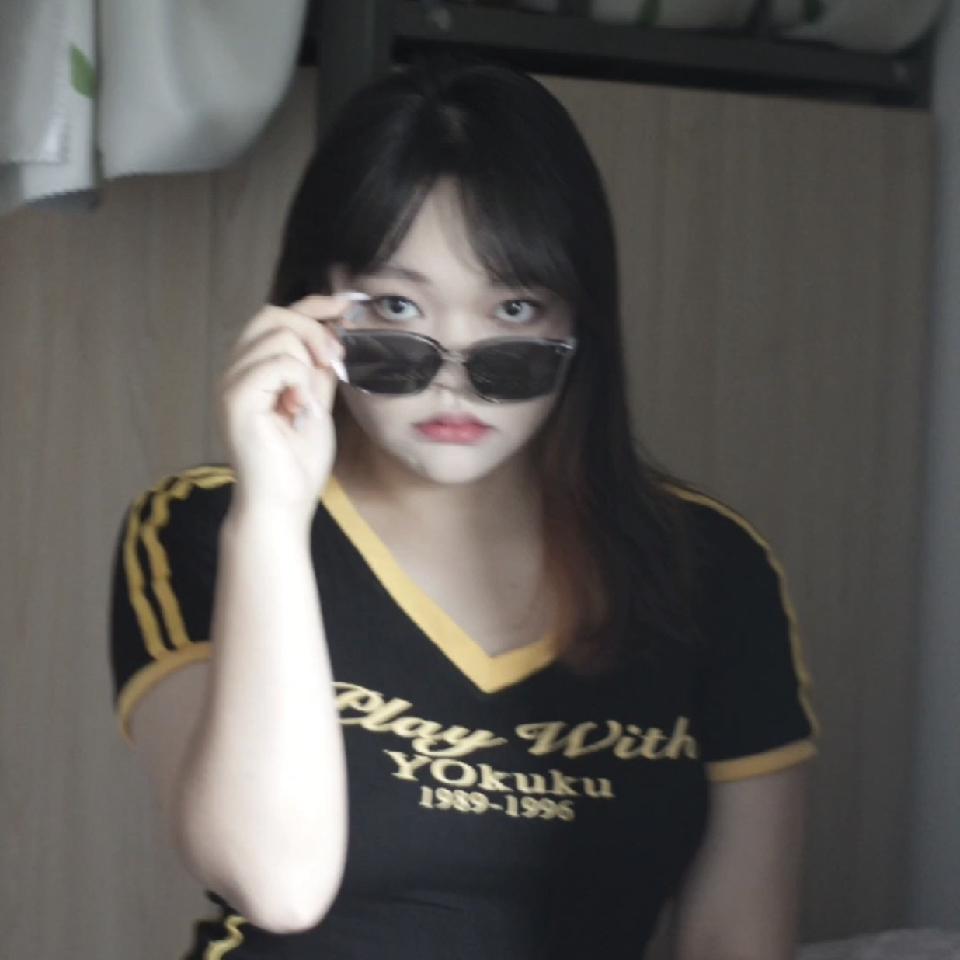 你vk姐海报