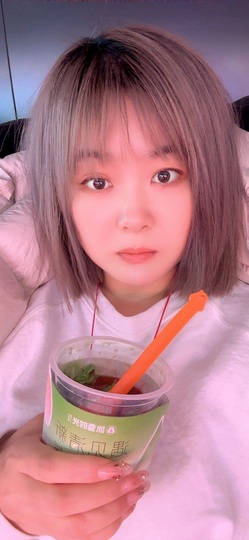 肉肉小娘子祝中秋快乐的图片