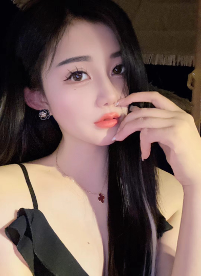 小果果想吃饱饱💕海报