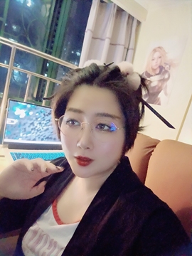 甜甜私房猫_主播照片