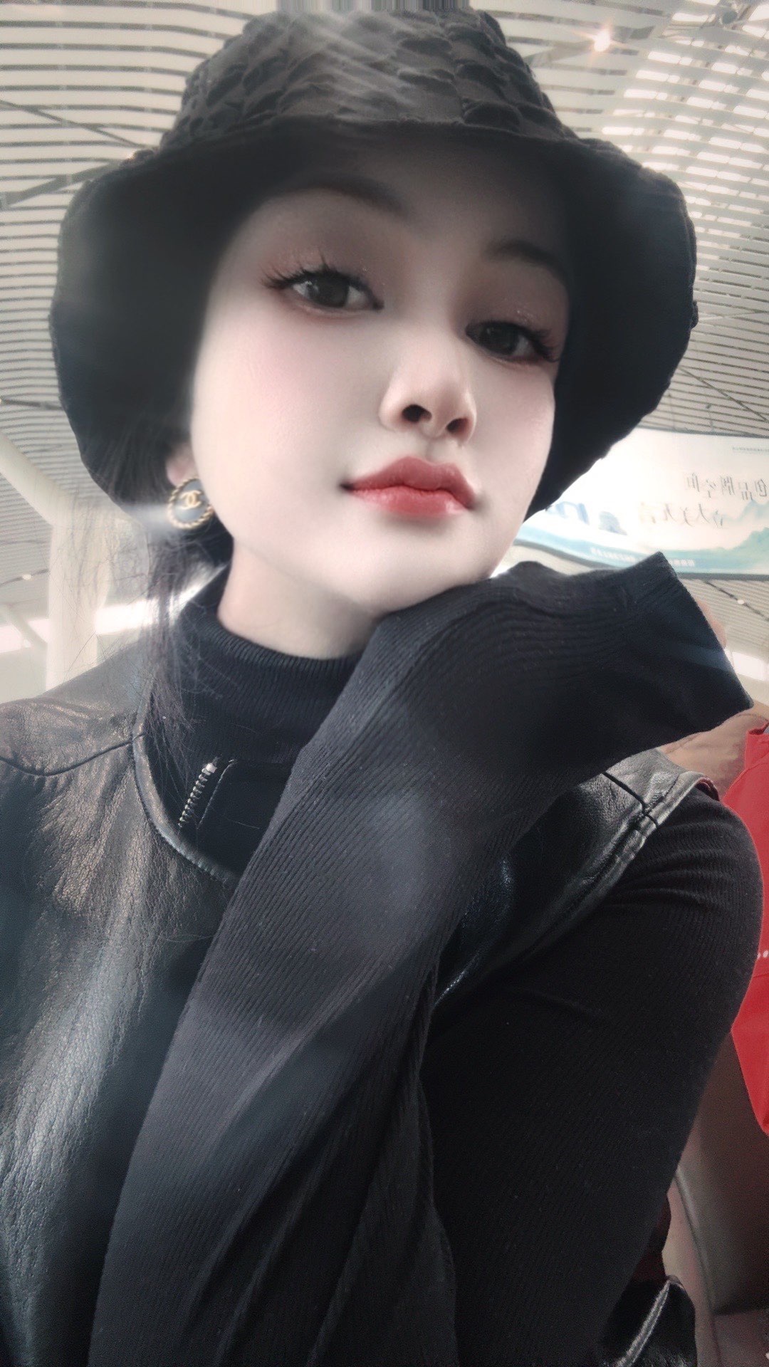 琪绾绾主播图片
