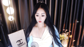 的温柔听歌主播照片