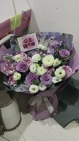 怪怪姐的小场控主播照片