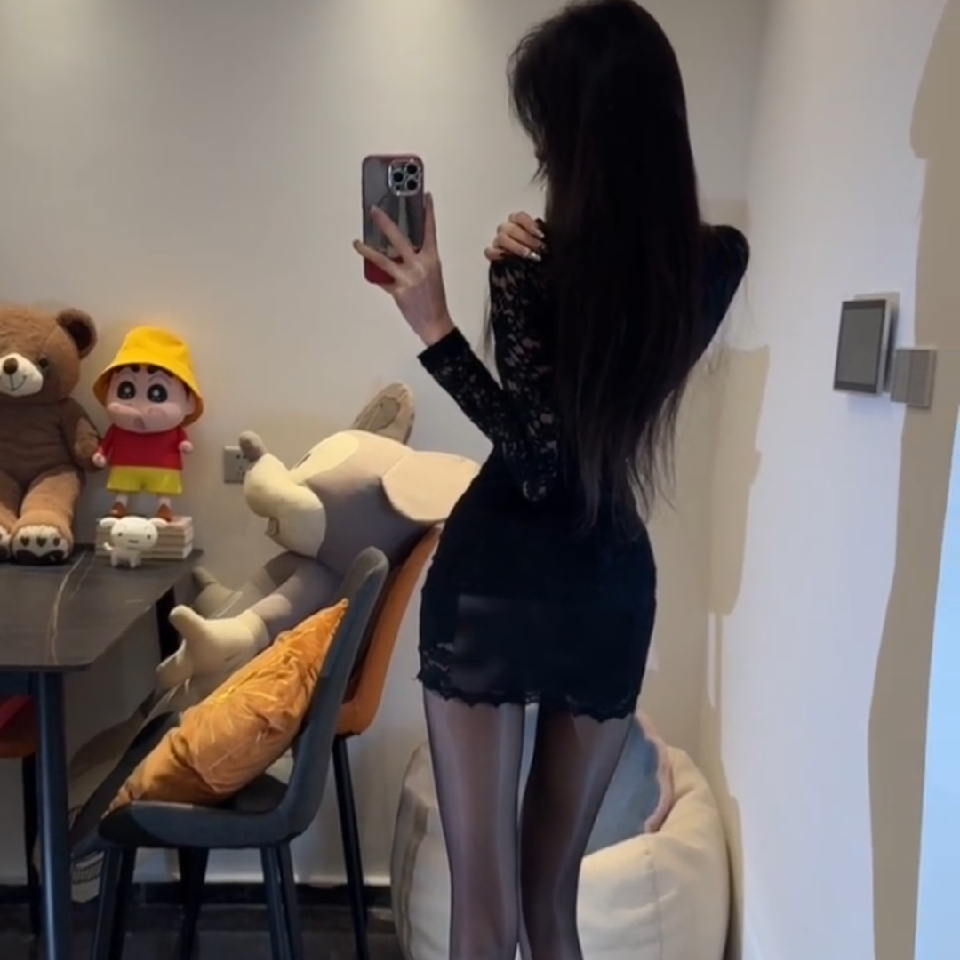 女王陛下*+*海报