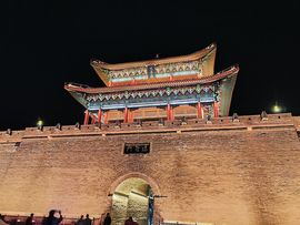浮世万千ᝰ日月与卿主播照片