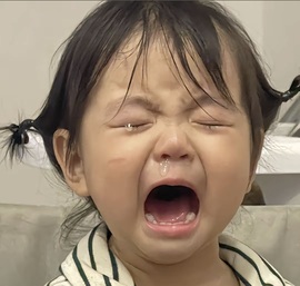 代理心雨五月天天吃饱主播照片