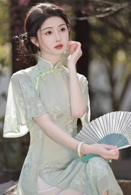 新人李乐乐主播照片