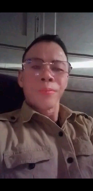 喜欢玩游戏，喜欢玩唱