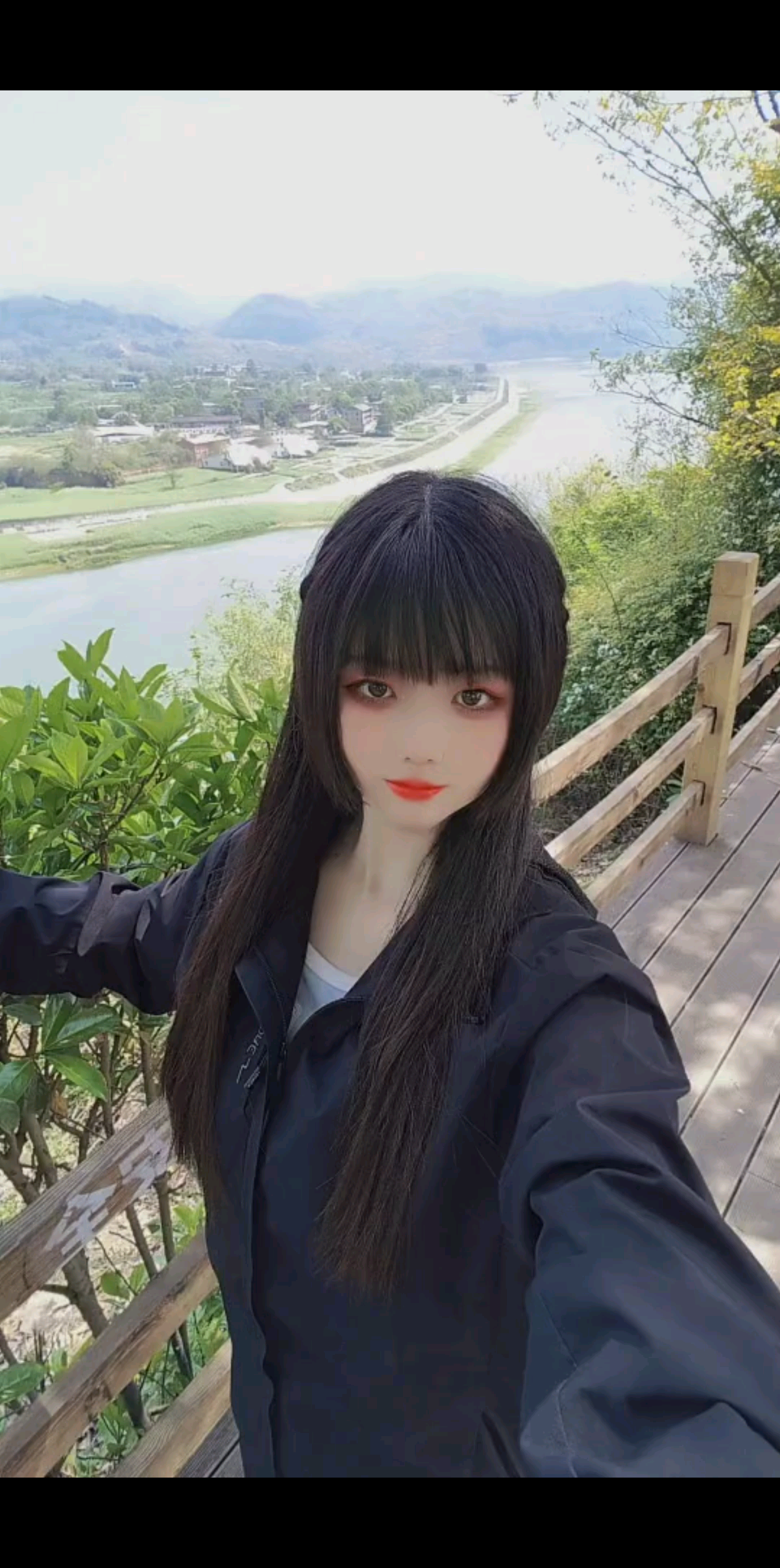 换个地方，看看人间烟