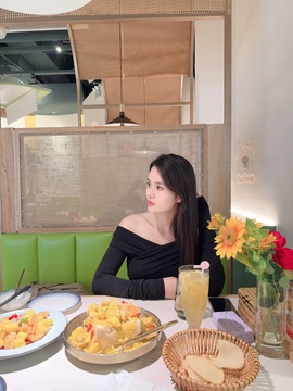 灵儿💗唱歌滴主播照片