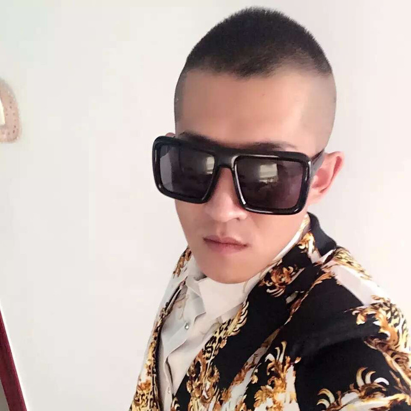 拾！柒。的主播海报