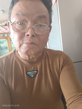 为了生活还在努力的图片