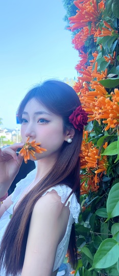 欣桐^c^主播照片