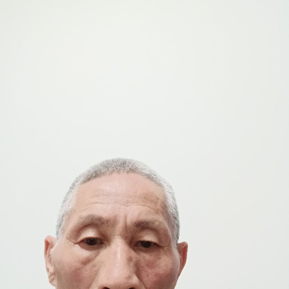 易炳安海报