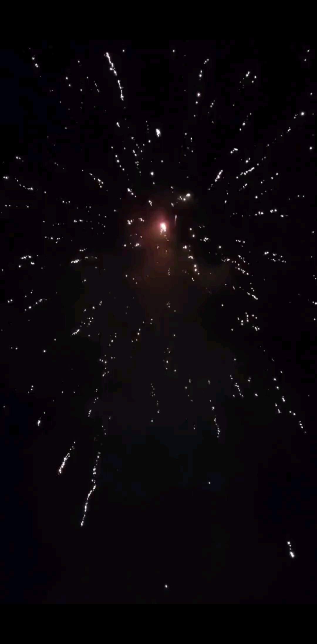 🎇满天的*不及你的眼
