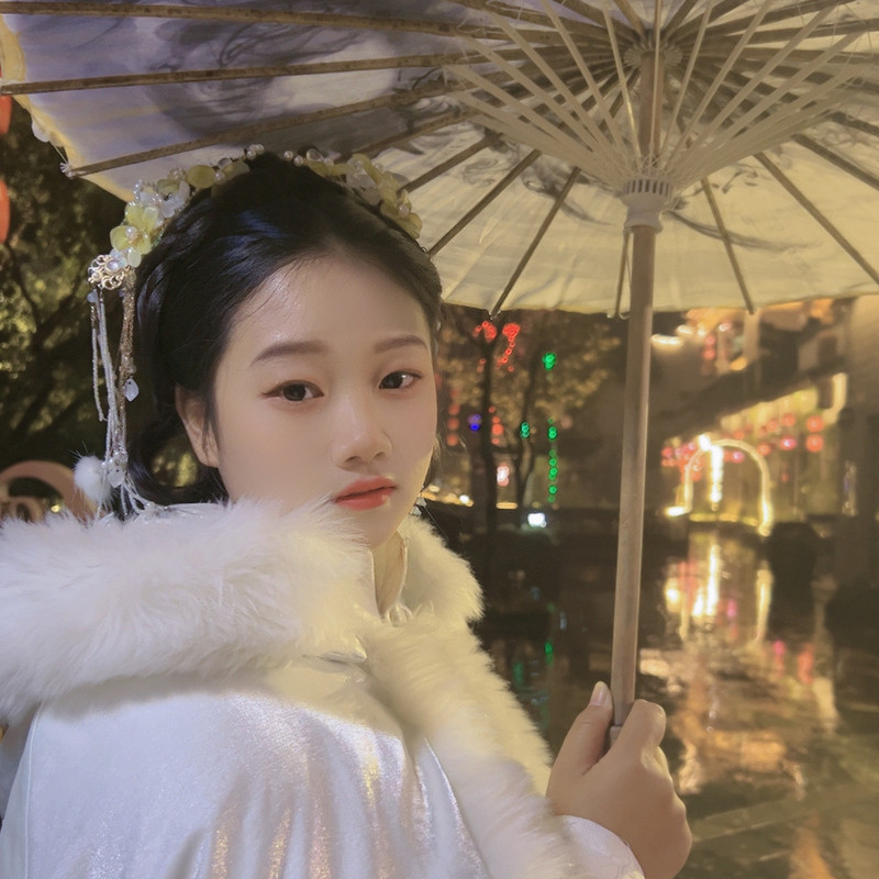 粥粥是甜妹的主播海報