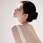 月儿吖吖
