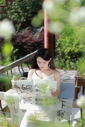 思佳💐主播照片