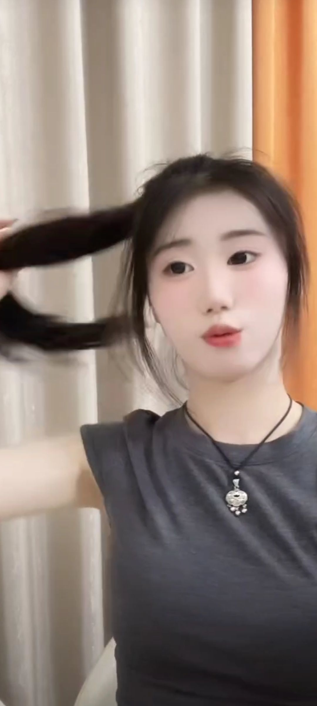 二两桃花醉今生主播图片