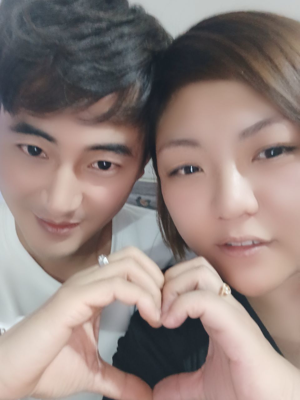 莫言要餓沒了！主播圖片